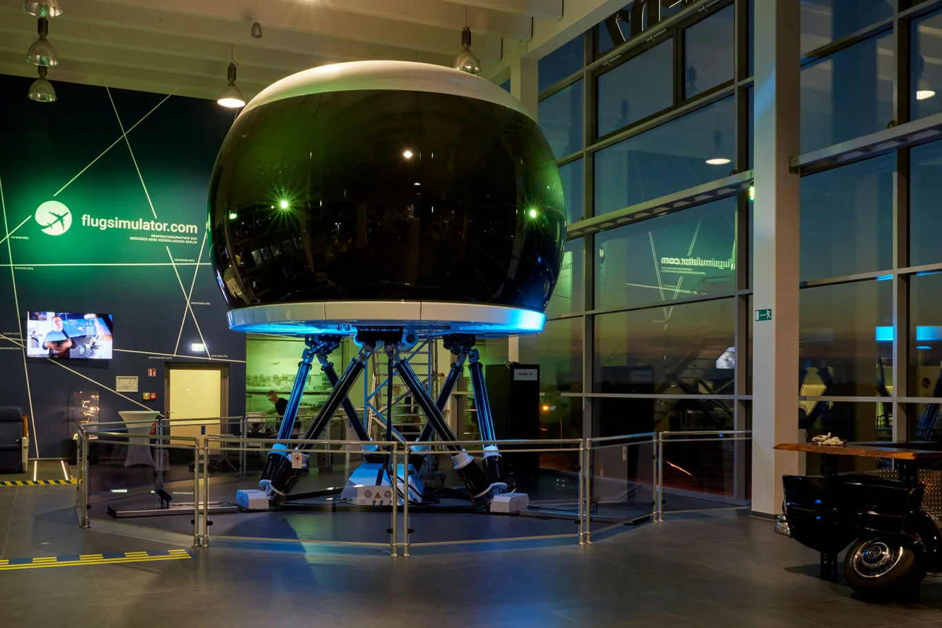 A320 full-motion simulator cockpit calibrated with ProjectionTools